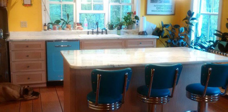 Mountain White Polished Marble